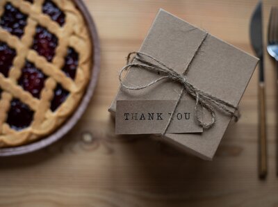 Beautiful holiday gifts- fancy gift gifts for women